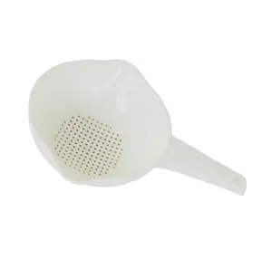 Strainer 1 Qt Colander in Bright White