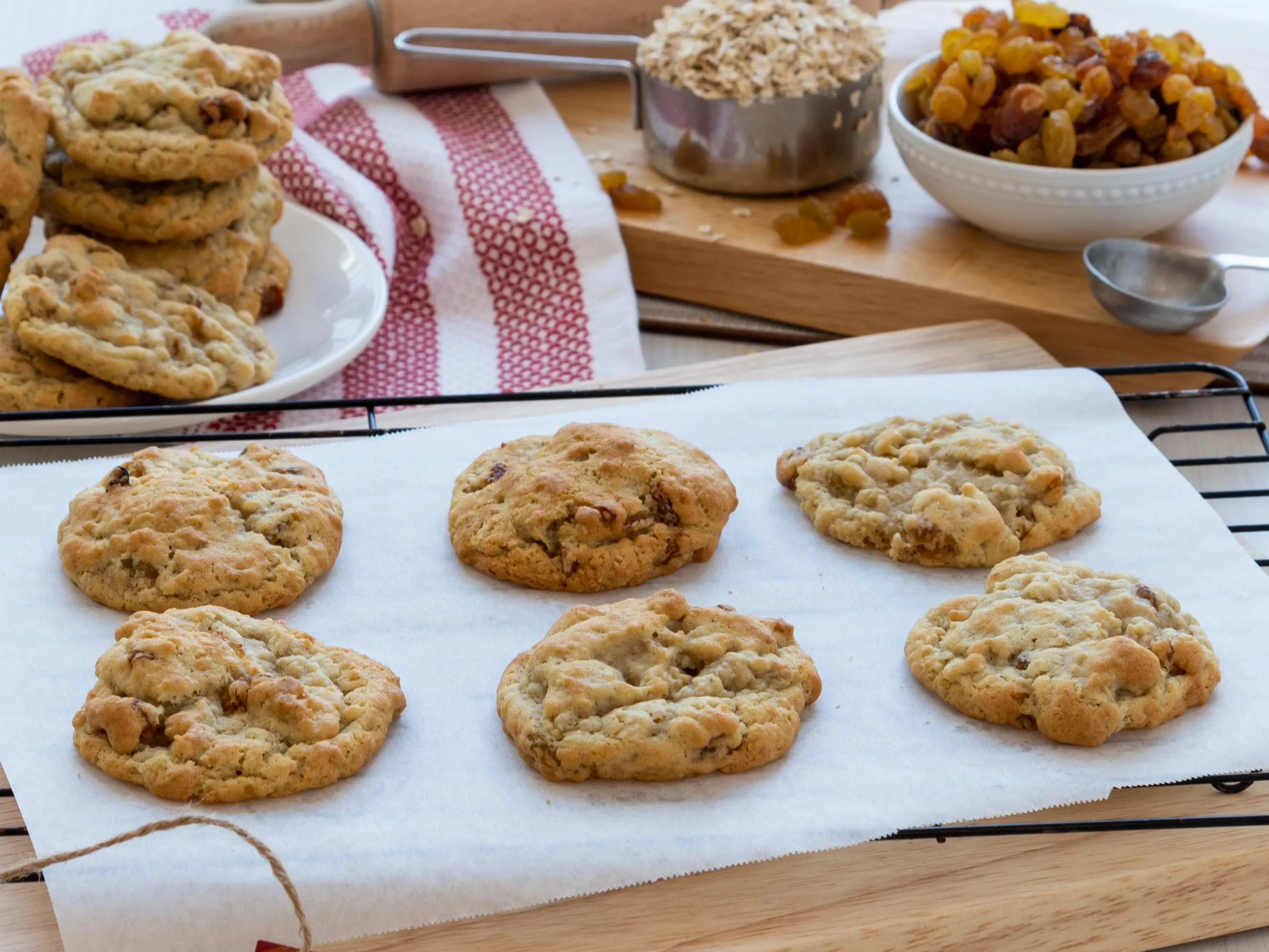 Best Ever Oatmeal Raisin Cookies