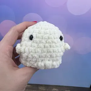 Crochet Ghost Plushie - Soft and Cuddly Stuffed Toy for Kids