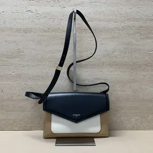 Pre-owned Givenchy Leather Shoulder Bags 7.8'' R2469 Shoulder Bag C1851309121 0404 T1 Chloe