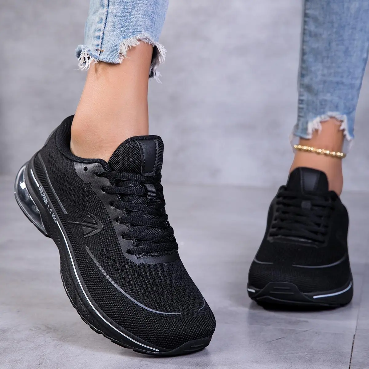 Wide fit shoes for women, shoes for wide feet & bunions, breathable mesh sneakers, non-slip casual walking shoes, air cushion shock absorbing footwear, lightweight daily trainers, standing all day work shoes, comfortable everyday sneakers