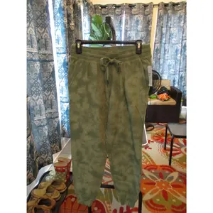 NEW with Tags Old Navy Dyed Green Joggers Sweatpants SMALL