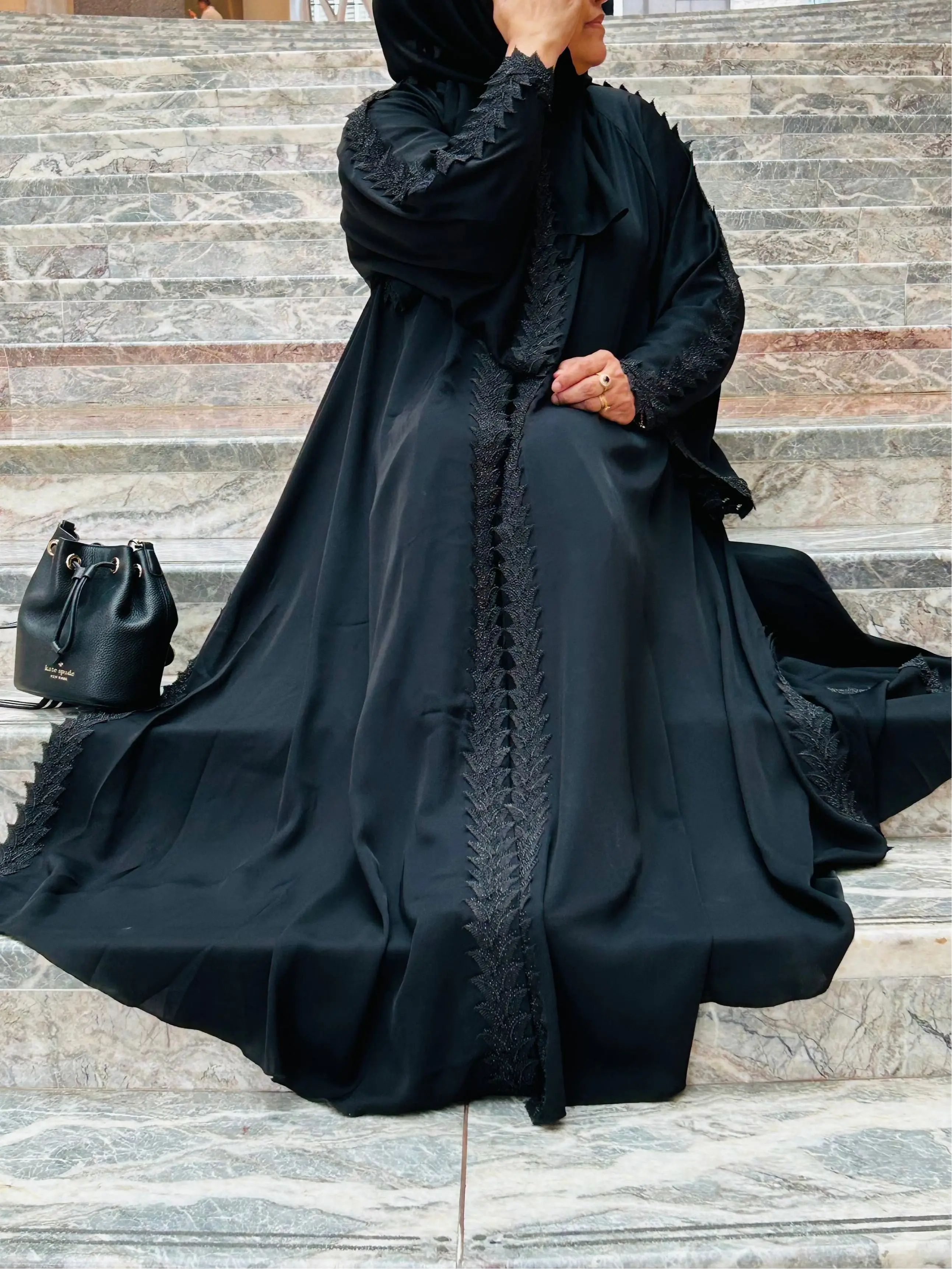 Alina Abaya - Black