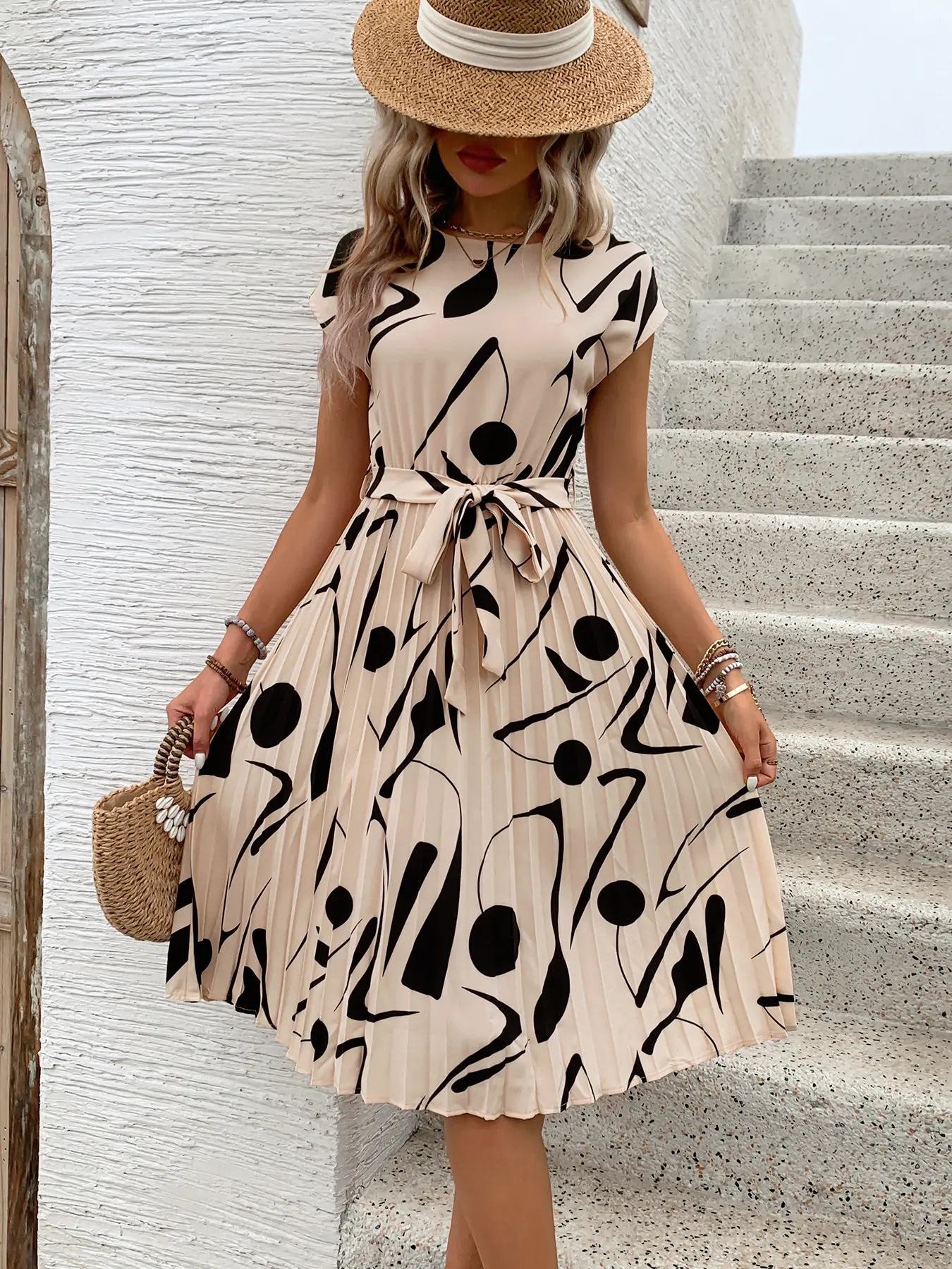 Women's A-line Dress with Crew Neck and Tie Waist, Boho Geometric Print Polyester Casual Holiday or Wedding Guest Outfit, Fabric, Reinforced Stitch, Cold Wash