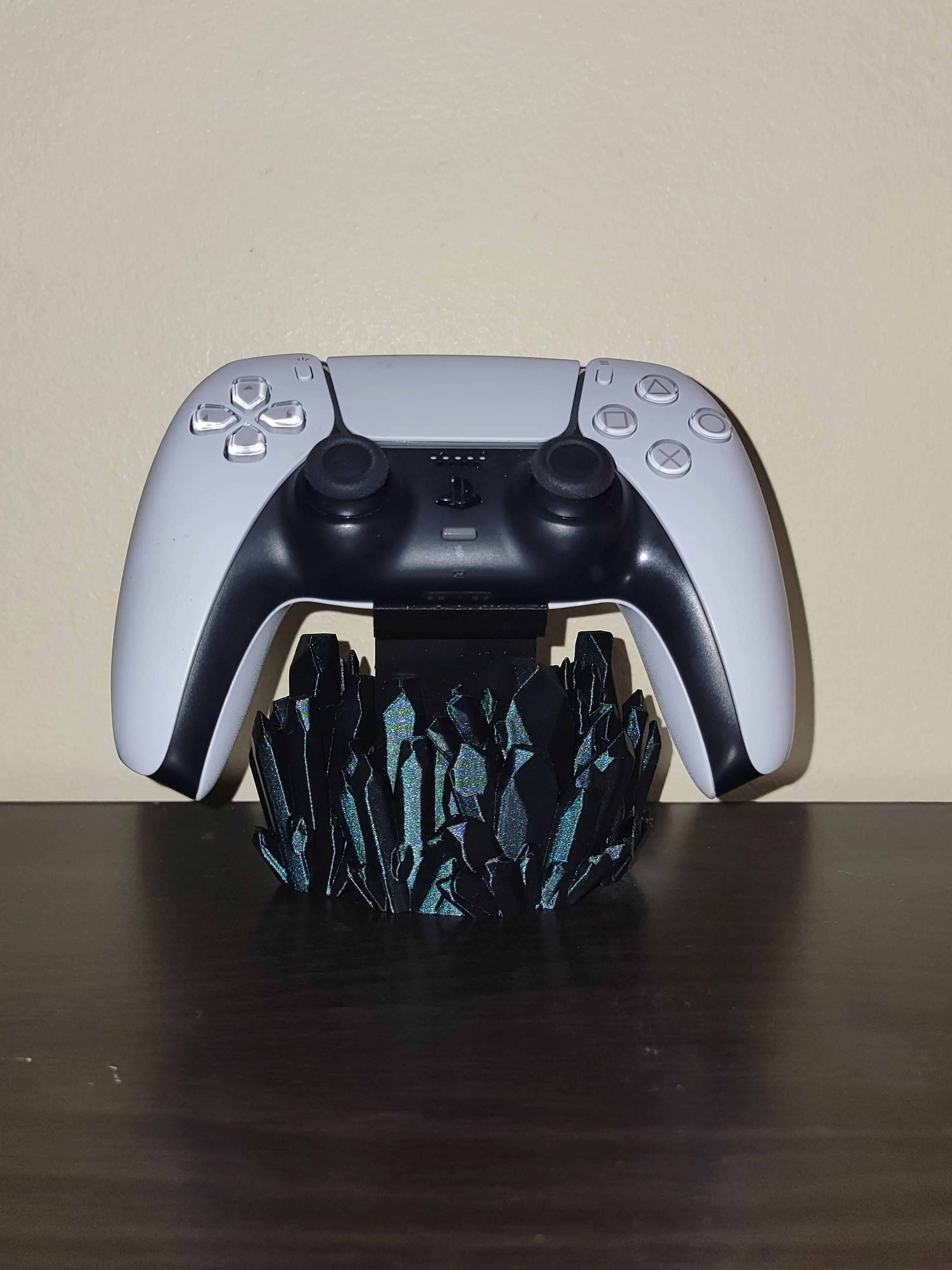 Crystal Controller Stand