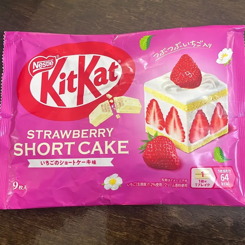 KITKAT STRAWBERRY SHORTCAKE