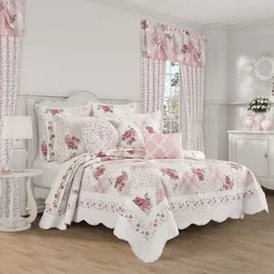 Bungalow Rose 3 Piece Quilt Set