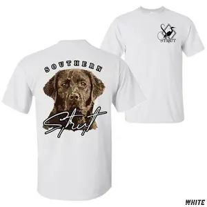 Southern Strut Hunting Dog T-Shirt – Camo Retriever Graphic Tee, Outdoor Waterfowl Hunting Lifestyle Apparel, Country Sportsman Shirt, Duck Hunting Dog Design, Casual Everyday Wear for Men and Women