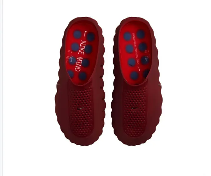 Rich burgundy slides that stand out at every summer gathering neutral pop color to elevate plain casual fits
