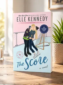 The Score by Elle Kennedy – Off-Campus Series Book 3, College Hockey Romance Novel, Sports Romance, Popular BookTok Read