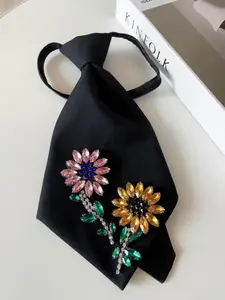 Handmade Unique Design Floral Rhinestone Tie, Exquisite Casual Regular Width Tie for All Seasons, Elegant Accessory for Special Occasions, Floral Pattern Tie