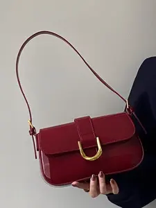 Wine red fashion simple luxury shoulder bag, niche retro metal buckle shiny shoulder bag, high simple exquisite versatile handbag, personality versatile  suitable for daily commuting, shopping and dating.
