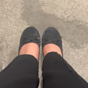 Fashion Dance Shoes, Ballerina Shoes, Thick Sole Design, Vibrant Colors, Ultra-Soft Flat Walking Shoes, Breathable Rubber Soles, Comfortable for Dancing & Daily Walks