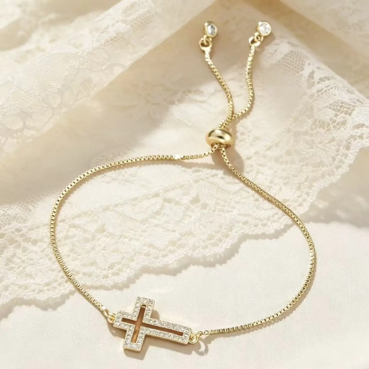 Cross Charm Bolo Bracelet, Gold/Silver Plated Rhinestone Adjustable Bracelet, Dainty Religious Jewelry for Women Men, Minimalist Everyday Accessory