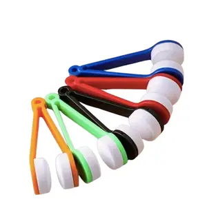 3-Piece Microfiber Eyeglass Lens Cleaner Clip – Portable Reusable Cleaning Tool