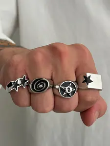 4-Piece Stylish Punk Star Rings Set, Men's Unique Personality Jewelry for Festivals, Casual Zinc Alloy Fashion Accessories, Punk Style Ring