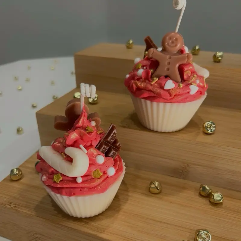 Christmas Cupcake Candle