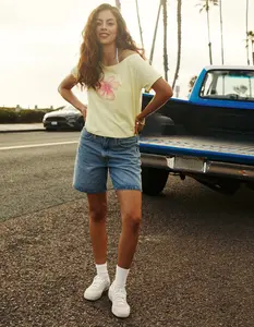 LEVI'S '94 Baggy Mid Thigh Womens Denim Shorts - Study Group LEVI'S '94 Baggy Mid Thigh Womens Denim Shorts - Study Group