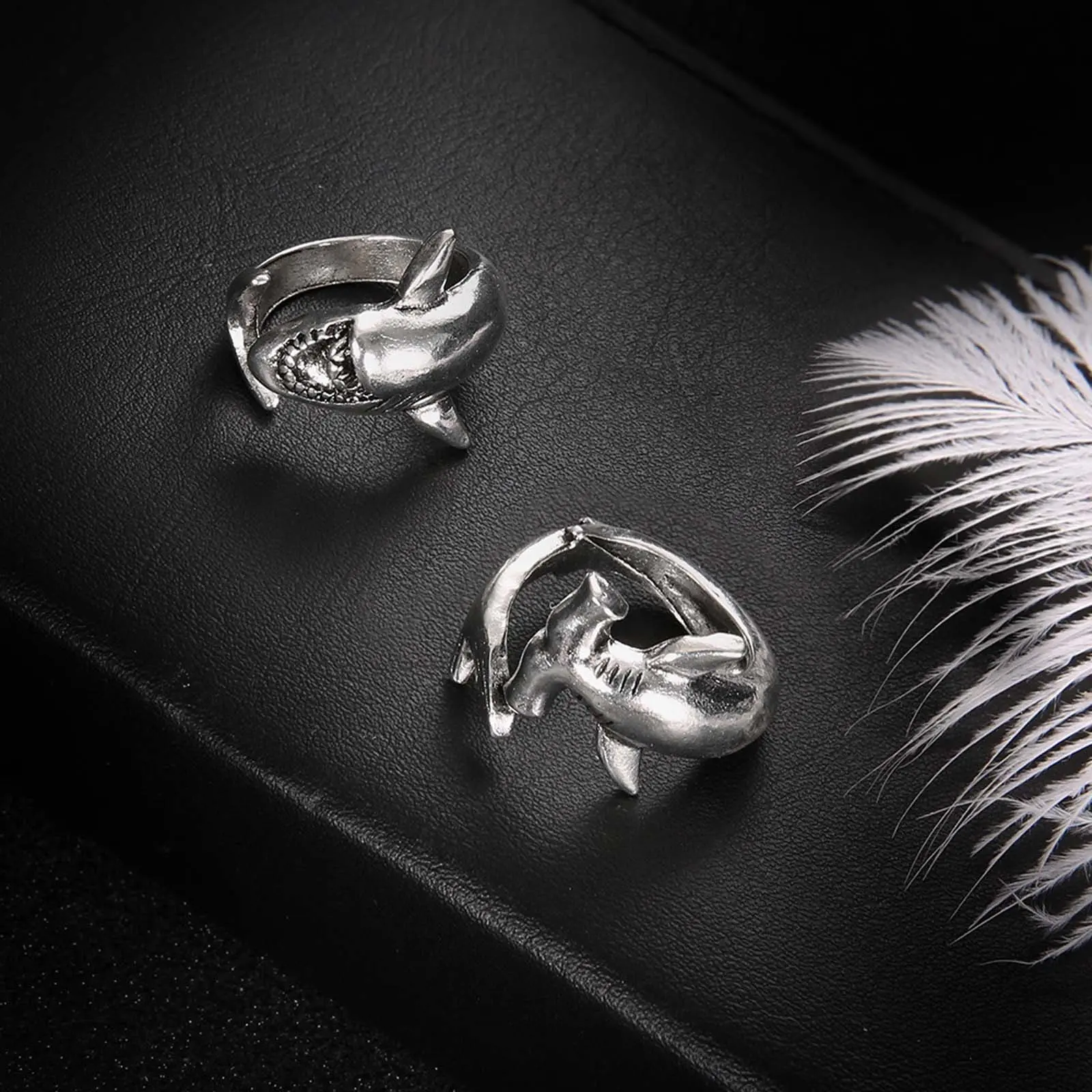 Two-piece Simulation Alien Silver Shark Open Ring  Couple Jewelry