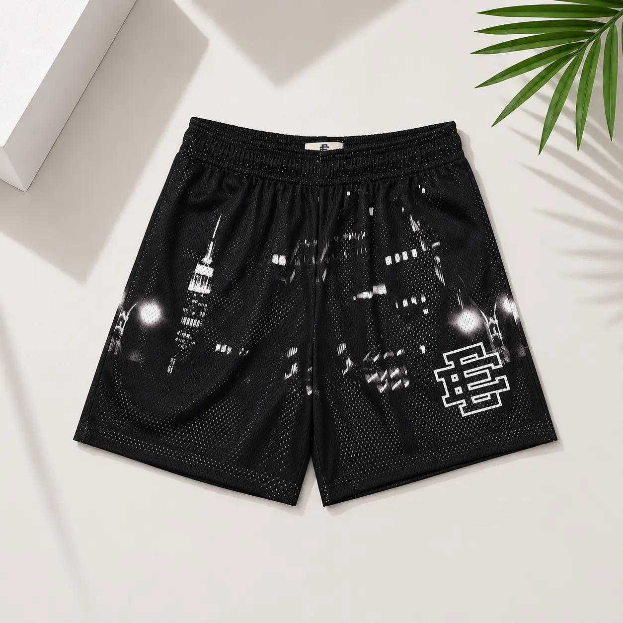 Black City Lights Mesh Shorts – Men’s Urban Night Graphic Athletic Shorts, Relaxed Streetwear Basketball Style Summer Shorts
