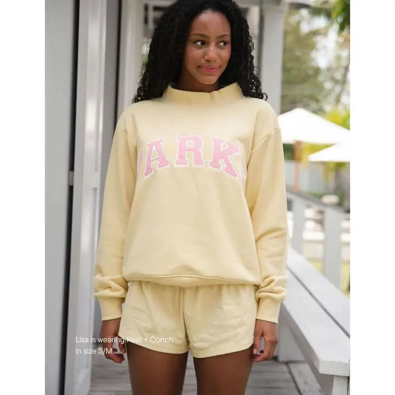 Khaki-pink lettering