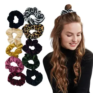 Zipper scrunchie Safe (3 Pack) for black Velvet Stasher scrunchies Compartment for Cash Cards Keys Valuables, Hair bun ties Secret Pocket ponytails women Diversion safes