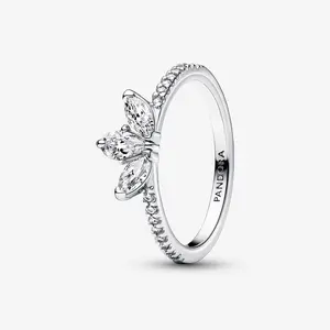 Pandora Sparkling Herbarium Cluster Ring Variant 2