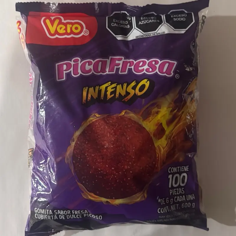 PicaFresa Intenso de Vero. Mexican candy. Bag with 100 pieces. 600 grams. Spicy Candy