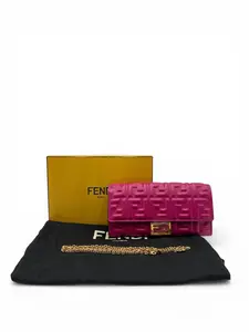 Pre-owned FENDI LAMBSKIN LEATHER Small Leather Goods BAGUETTE ROSE PURPLE LAMBSKIN WALLET ON CHAIN