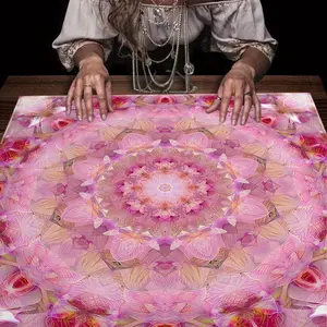 Mandala Floral Tarot Tablecloth, Creative Table Runner for Tarot Reading, Altar Decoration, Astrology Ritual Cloth, Card Game Mat, Decorative Altar Cloth