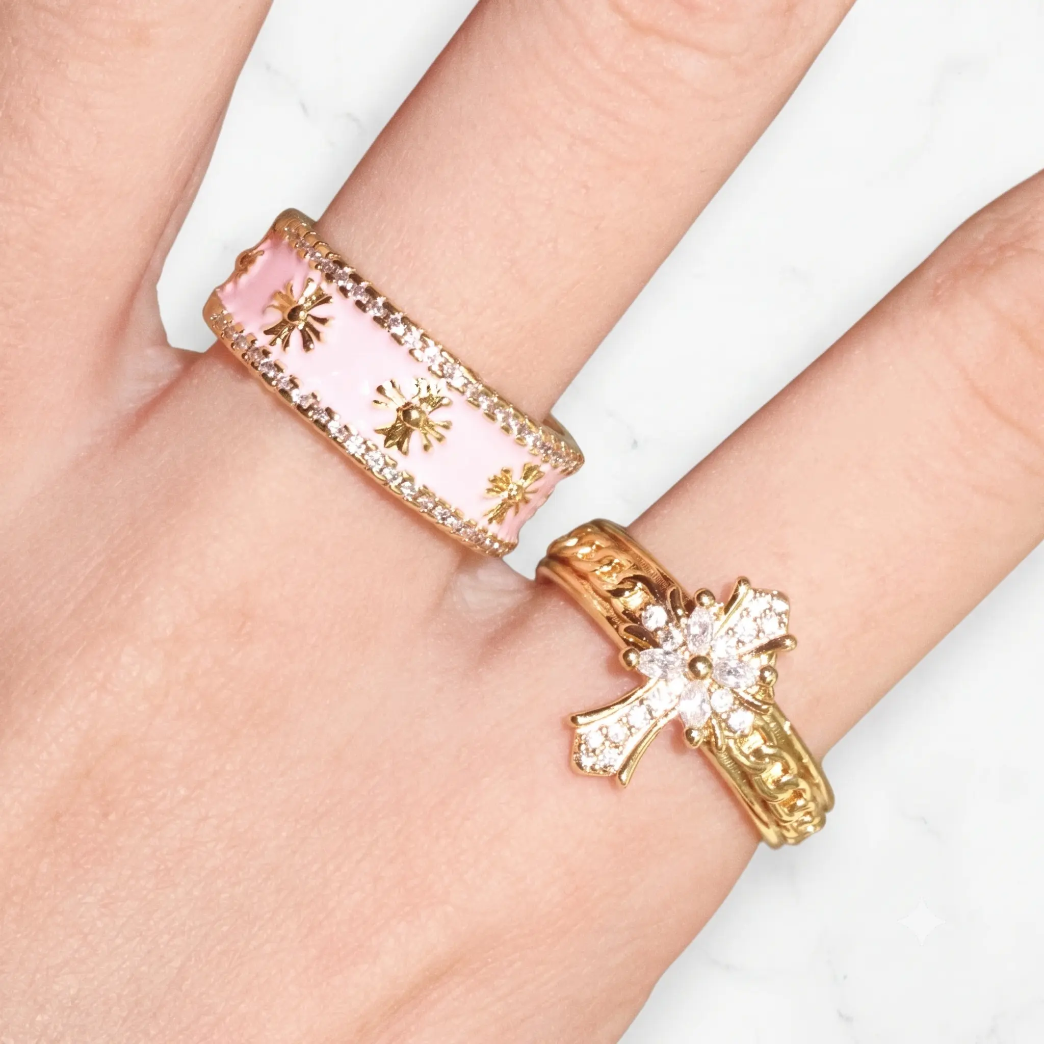 Women's Retro Pink Enamel Double Finger Ring - Adjustable Zircon Rings, Classic Statement Chunky Costume Jewelry with Detailed Craftsmanship, Thoughtful Gift Idea, Versatile Stackable Design, Pink Star Rings