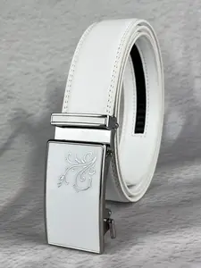 Men's and women's white alloy automatic buckle, 3.5cm/1.38in wide ratcheting slot white belt, elegant and stylish, suitable for daily commuting, outings, dates, and leisure vacations.