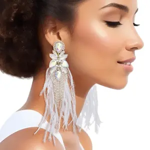 "Purity" Feather Post-back Earrings with Elegant Design and Feather Details for Stylish Appeal