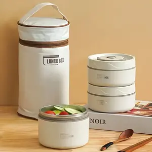 This lunch set is super handy—it comes with 3 stackable lunch boxes and 1 insulated bag. It’s great for both kids and adults to take on the go. The lunch boxes are insulated to keep your food at the right temperature, and they’re easy to carry around. Dur