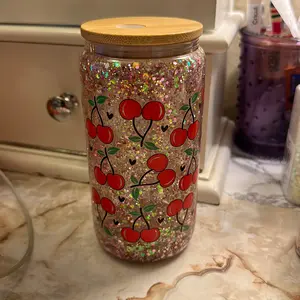 16oz Snowglobe cup  Bamboo lid    Choose your glitter and design on live.