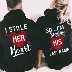 I Stole Her Heart So I'm Stealing Last His Name Matching Couple Graphic Hoodie Casual Streetwear Fleece Fabric Pullover Hooded Sweatshirt Trendy Tops for Women for Men Perfect Valentine’s & Anniversary Gift