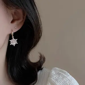Cute Christmas earrings, pink snowflake earrings,DDES0205  long earrings with zircon and sparkling diamonds for women, 14K gold-plated