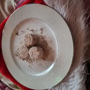 D-CRUJIDOS Set of Two Mini Bit Mica Pieces of Clay Miel Tierra Chalma Caolin Jaspe Natural