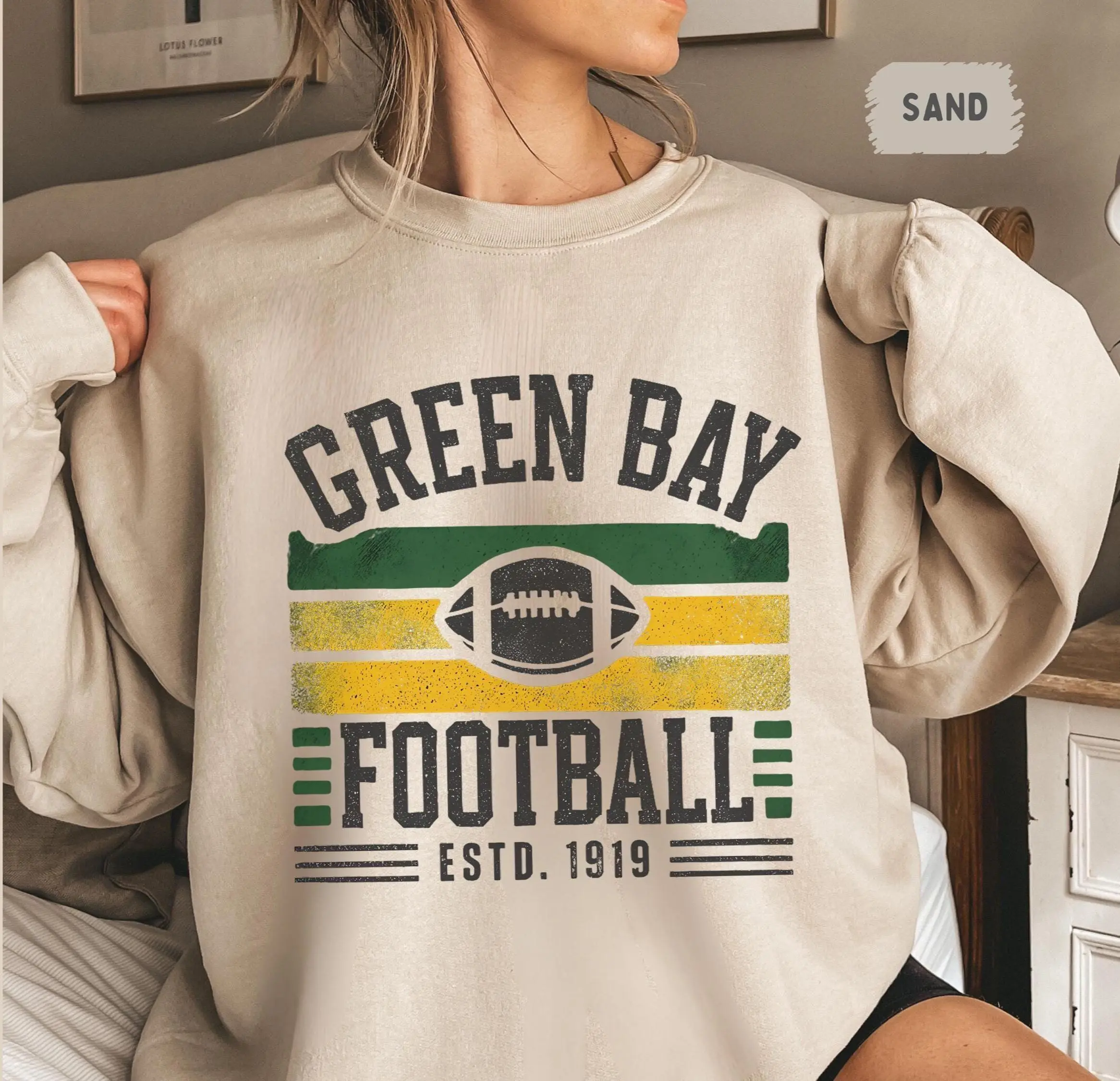 Vintage Green Bay Football Sweatshirt, Retro Green Bay Sports Crewneck, Classic Football Fan Jumper, Green Bay Athletic Apparel
