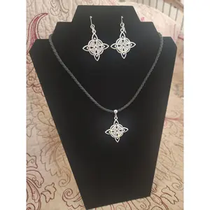 Celtic witches knot necklace with earrings set