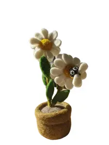 Needle Felted Potted Daisy with Bee | Wool Flower Desk Decor (Approx. 7in)