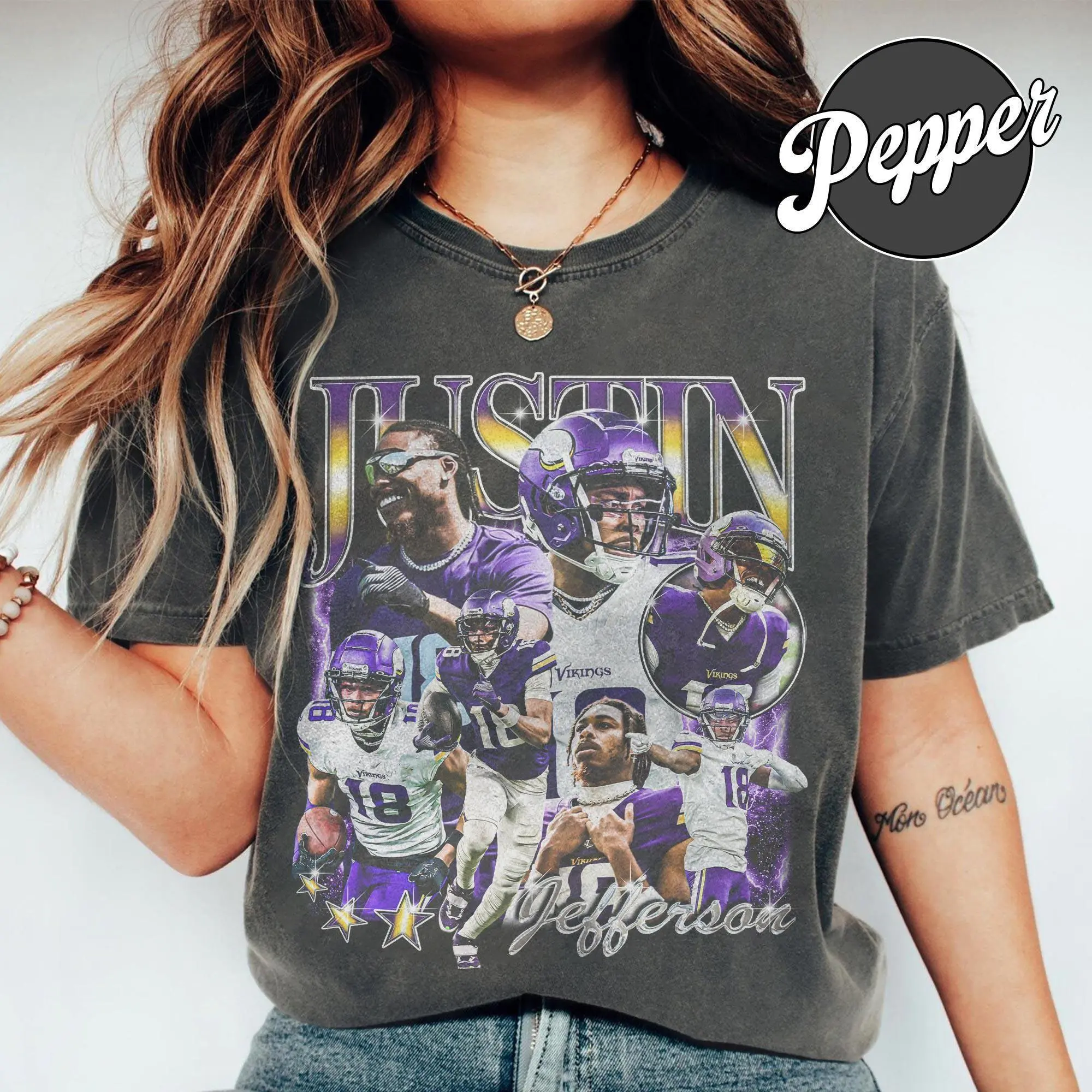 Comfort Colors Vintage Bootleg Justin Jefferson #18 Football Minnesota T-Shirt, Game Day Gift For Football Fans