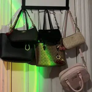 Wall-Mounted Over-the-Door Hook, Durable Sturdy Punch-Free Door Back Hanging Rack, Home Organizer for Clothes & Bags, Hook Storage Rack