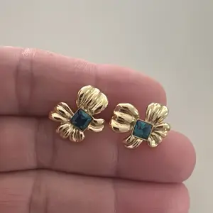 Aret S de lazos de moda