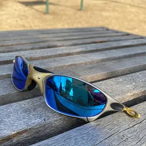 Outdoor Polarized Sunglasses for Men - UV400 Protection, Windproof Eyewear for Cycling Fishing and Driving - Lightweight Durable Sunglasses with Free Case