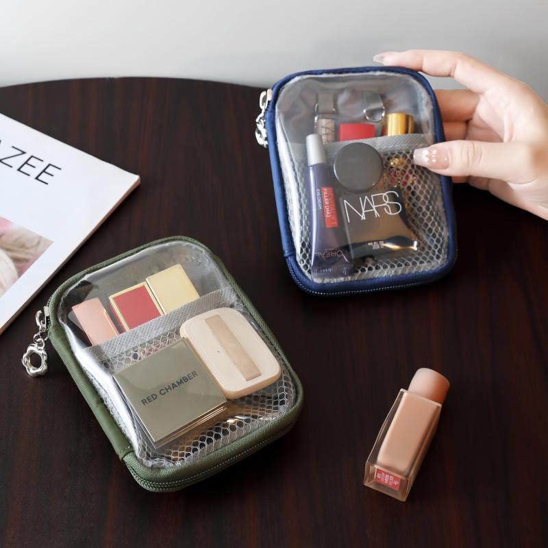 Women's Plain Polyester Mini Makeup Pouch - Single Pack, Compartmentalized Organizer with Zipper, Portable for Lipstick & Essentials, Ideal for Air Travel & Everyday Use, Stylish Functional Makeup Bag Gift
