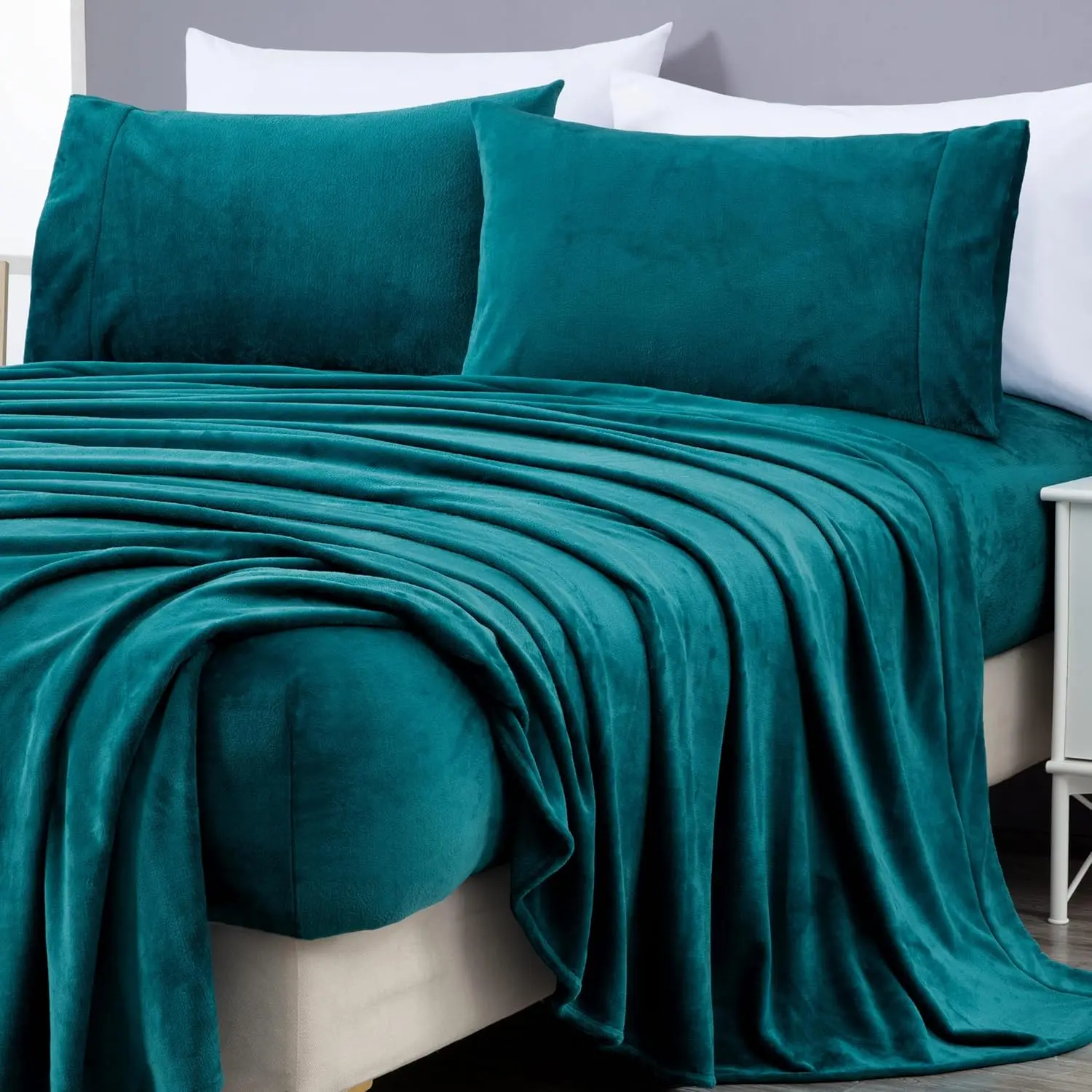 Teal California King Extra Deep Pocket Sheet Set - 200gsm Microplush Fleece, Wrinkle-Resistant, Breathable, Velvety, Pilling-Resistant, Fully Elastic Fit, Lightweight Warmth, Machine Wash, Tumble Dry Low