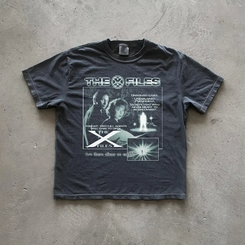 the X Files - unisex tee, scully and mulder, i want to believe, ufo, classic movie, aliens, vintage shirt