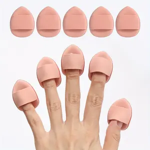 Finger-shaped makeup sponge balls, suitable for use with BB cream, foundation, and concealer. They are particularly good for covering blemishes and spots, and are ideal for the eye area, nose, and corners of the mouth.