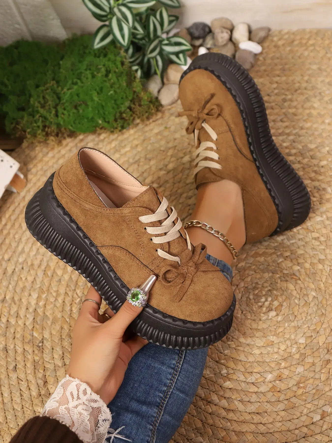 Women's Maroon Velvet Thick Sole Biscuit Shoes, Lace-Up Platform Casual Trainer Walking Shoes, Fall Winter Versatile Commuter Leisure Shoes